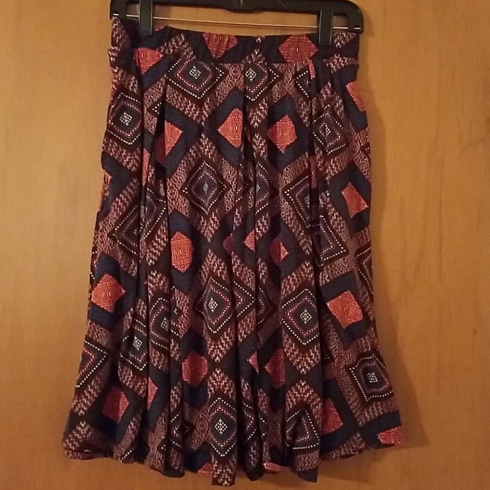 XL Madison pocketed skirt